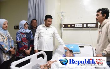 Bupati Pastikan Perawatan Intensif untuk M. Izzan, Seluruh Biaya Ditanggung Pemkab Sidoarjo