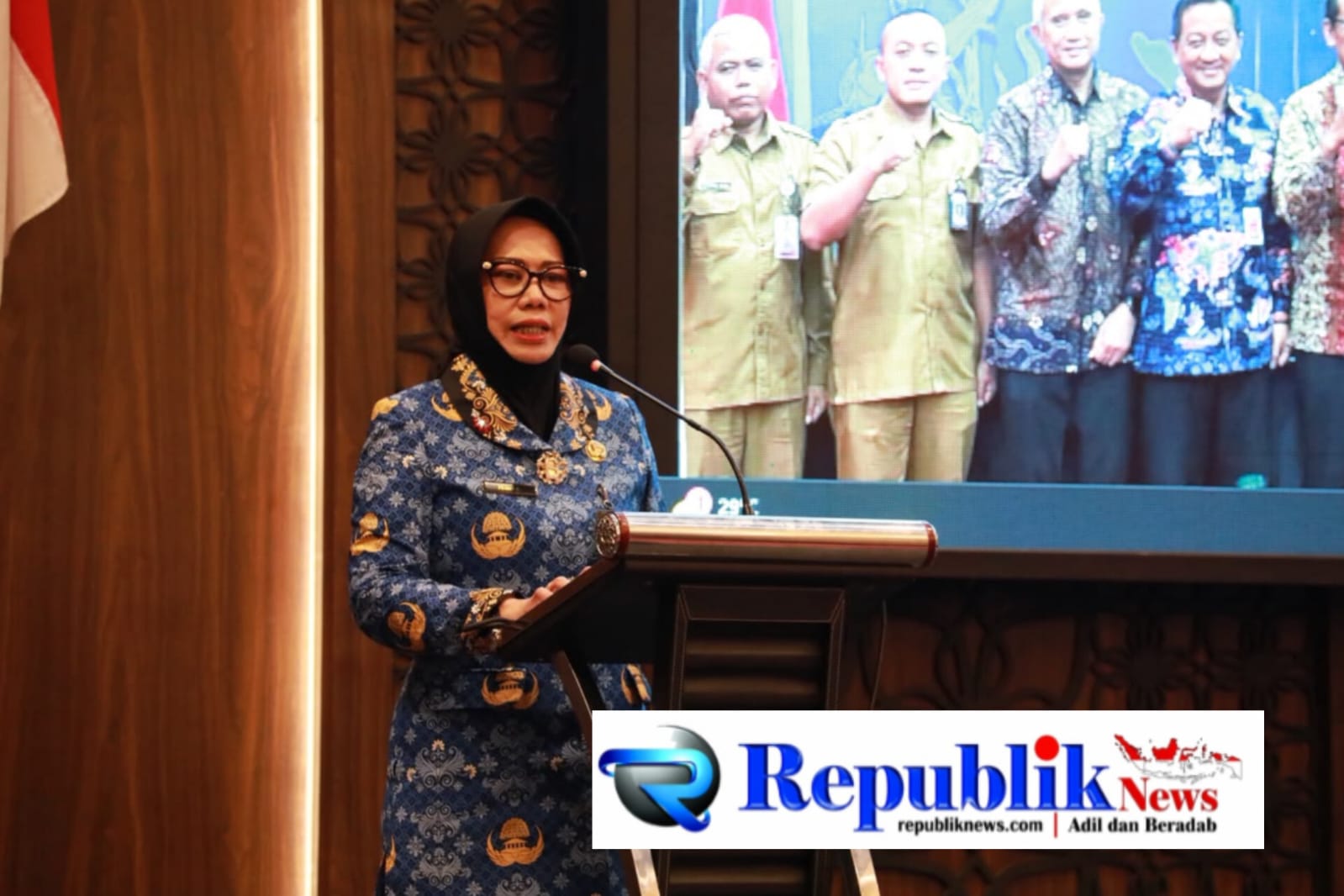Foto : Sekretaris Daerah kabupaten Sidoarjo,Fenny Apridawati mewakili Bupati Sidoarjo perkuat transparansi pajak.