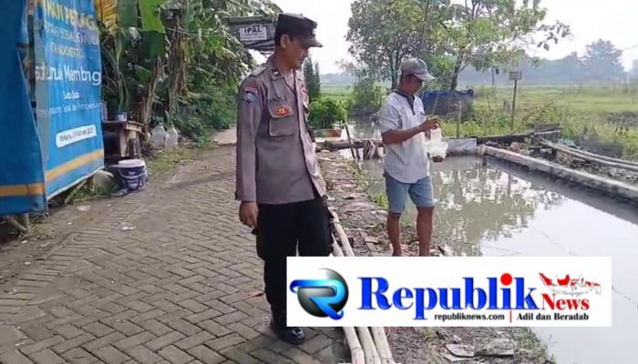 Dukung Ketahanan Pangan, Bhabinkamtibmas Kauman Edukasi Warga Budidaya Mujair dan Lele