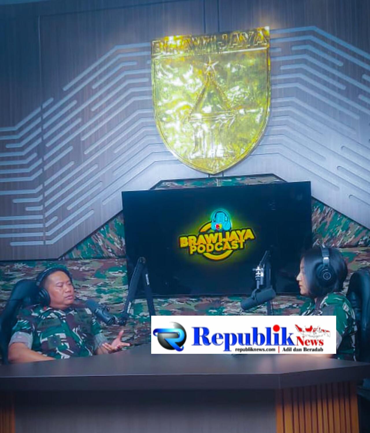 Foto : Lewat podcast Pendam ,Danrem 084/BJ Brigjen TNI Kohir ajak masyarakat sukseskan bakti TNI 2026.