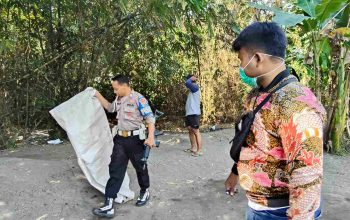Gerak Cepat Tindak Laporan Warga, Polsek Tulangan Musnahkan Arena Sabung Ayam