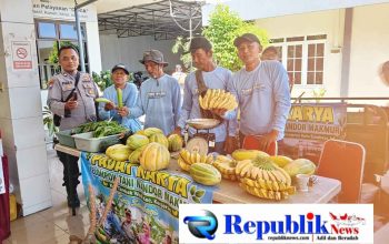Foto : Polres pelabuhan Tanjung perak gelar gerakan pangan murah hasil panen lahan ketahanan pangan.