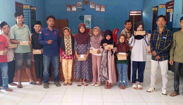 Menebar Kebaikan di Hari Jumat, Korlip Lampung Santuni Anak Yatim di Bandar Abung