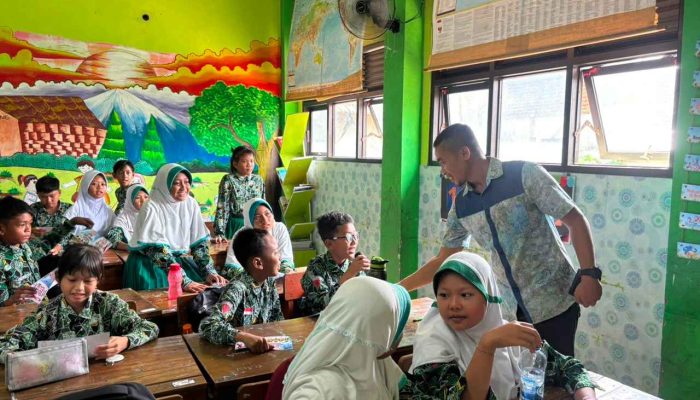 Polresta Sidoarjo Edukasi Bahaya HIV/AIDS di Kalangan Pelajar