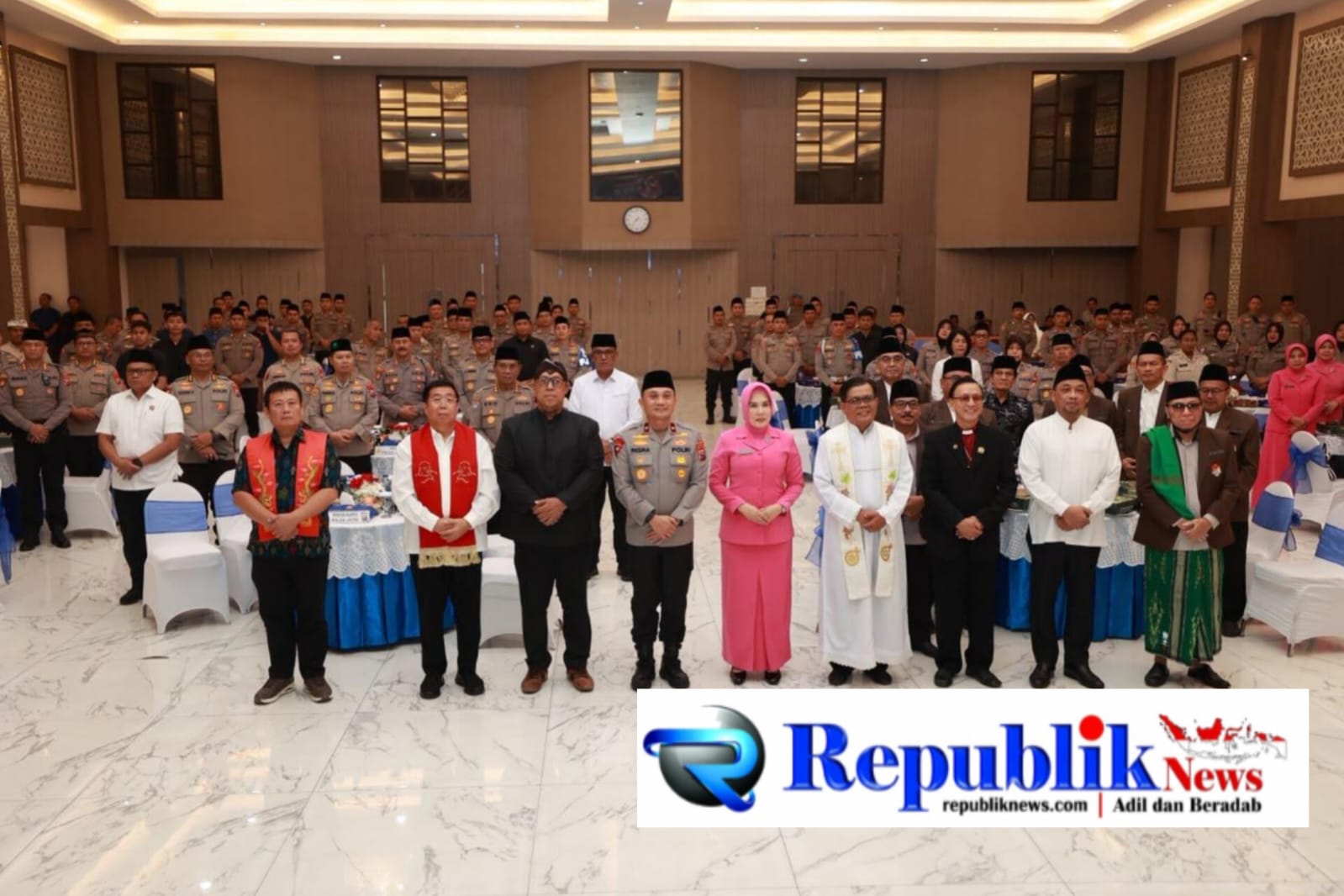 Foto : Sambut Hari Bhayangkara ke-80,Polda Jatim gelar doa bersama lintas agama.