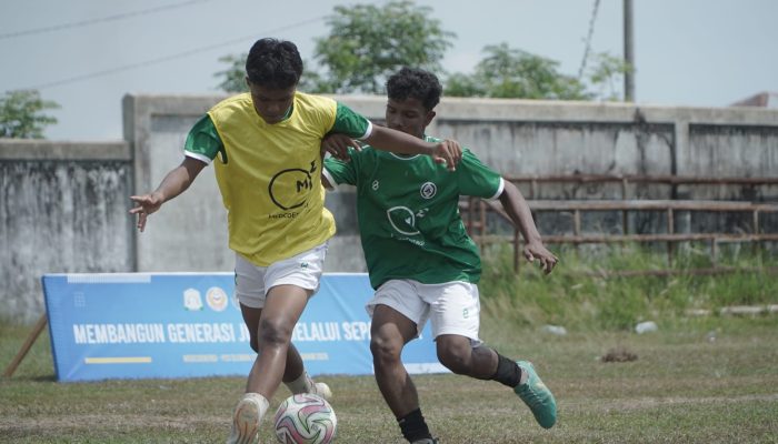 Medco E&P Malaka dan PSS Sleman Latih 37 Pesepak Bola Muda dan 19 Pelatih Aceh Timur