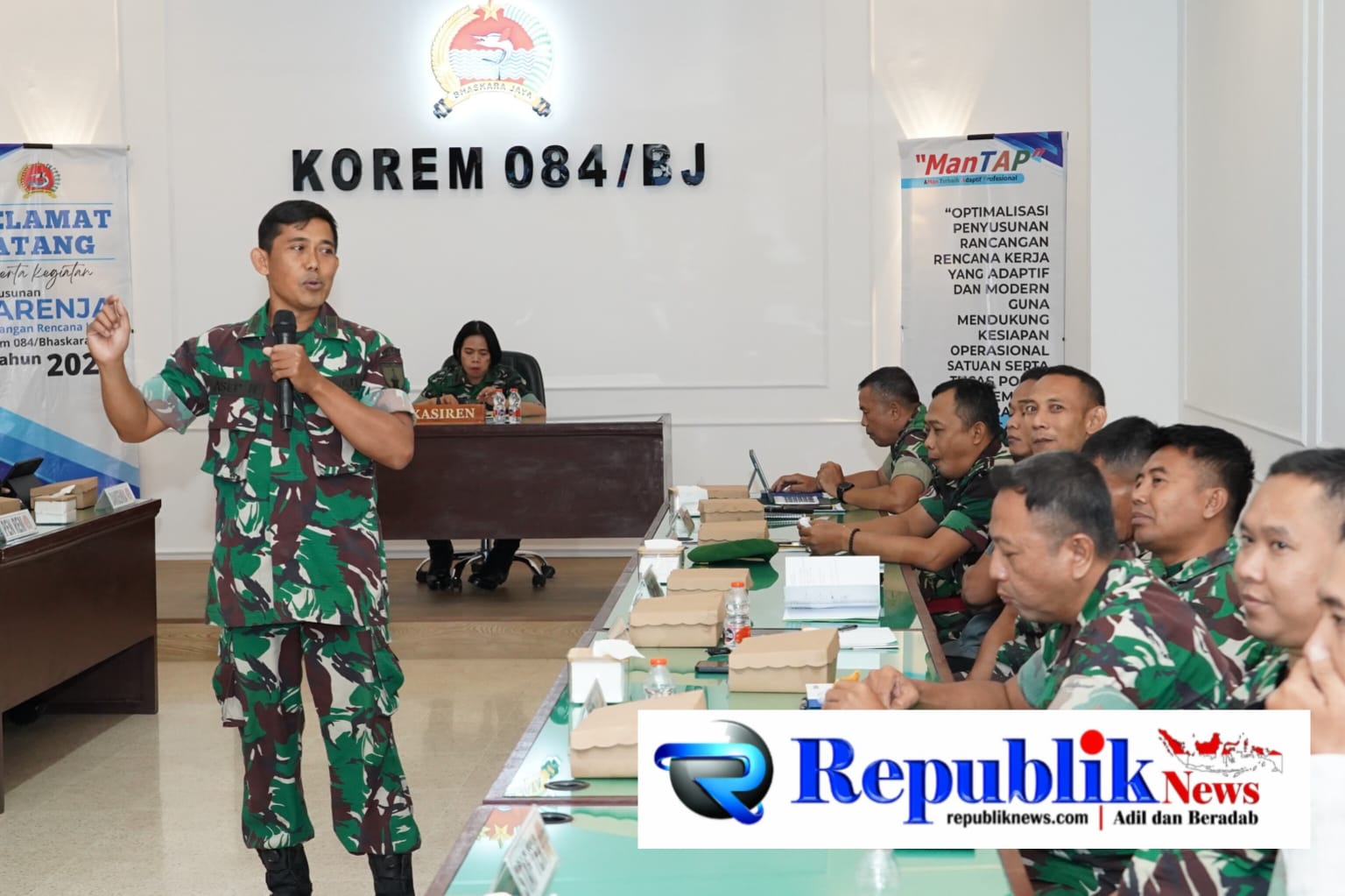 Foto : Satker korem 084/BJ mengadakan rapat penyusunan rancangan rencana kerja(Sunrarenja) tahun 2026