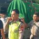 Bhabinkamtibmas Polsek Krian Takziah dan Antar Jenazah Warga