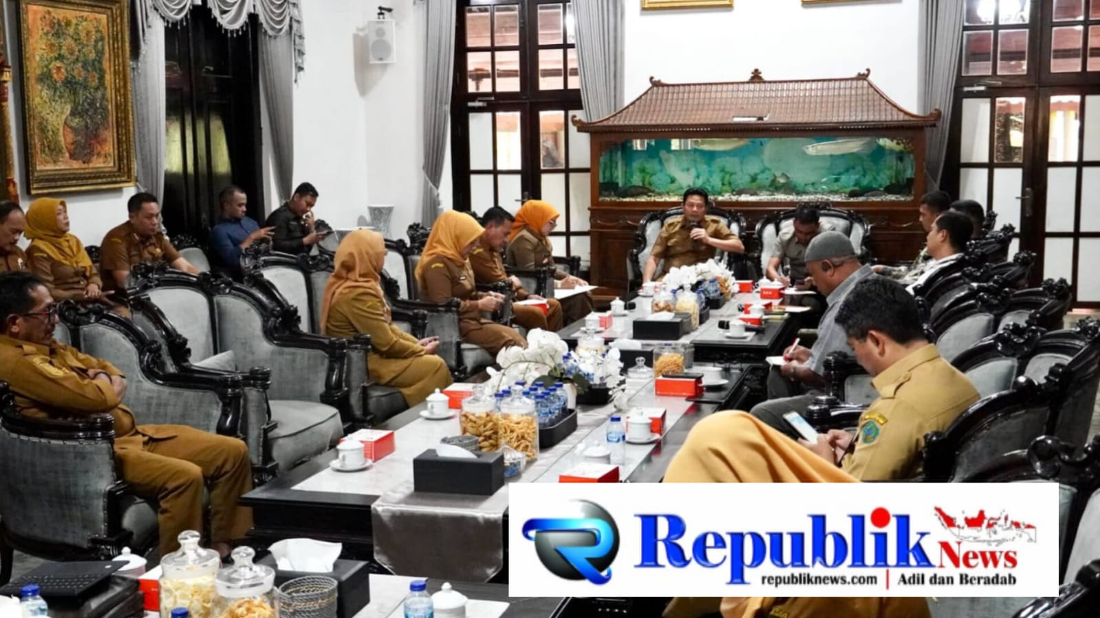 Foto : Bupati Sidoarjo,H.Subandi pimpin rakor Forkopimda Sidoarjo.