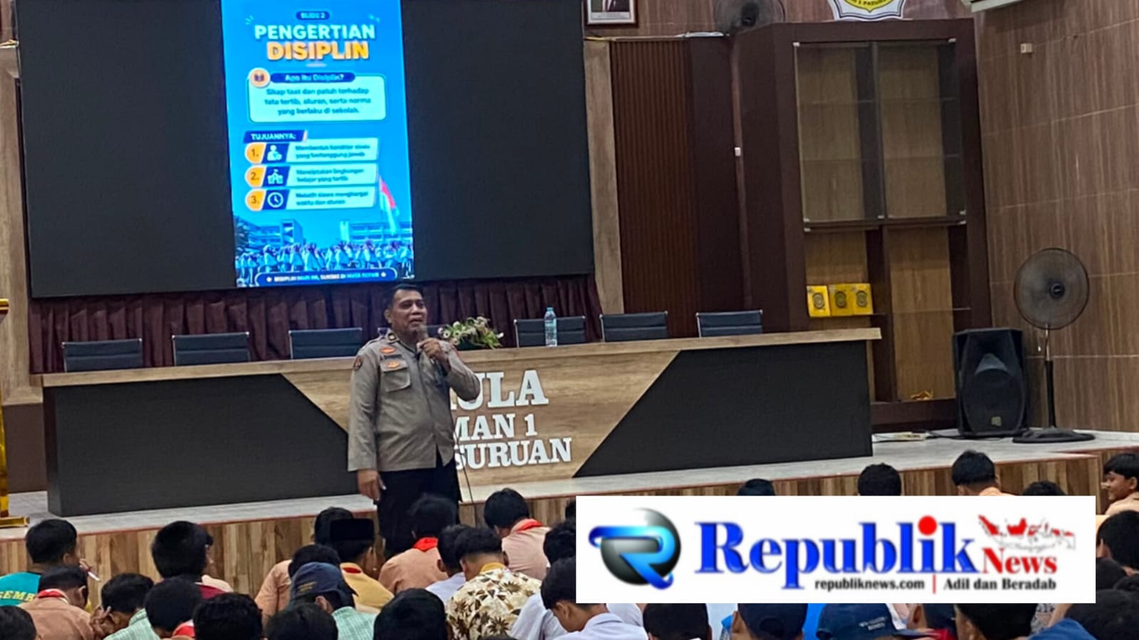 Foto : Polres Pasuruan tanamkan disiplin kepada 340 siswa baru MAN 1 Pasuruan.