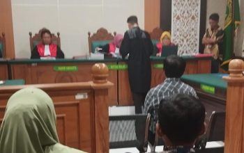 Perkara Dugaan Penggelapan Sertifikat, Notaris/PPAT Sujayanto Jalani Sidang di PN Sidoarjo