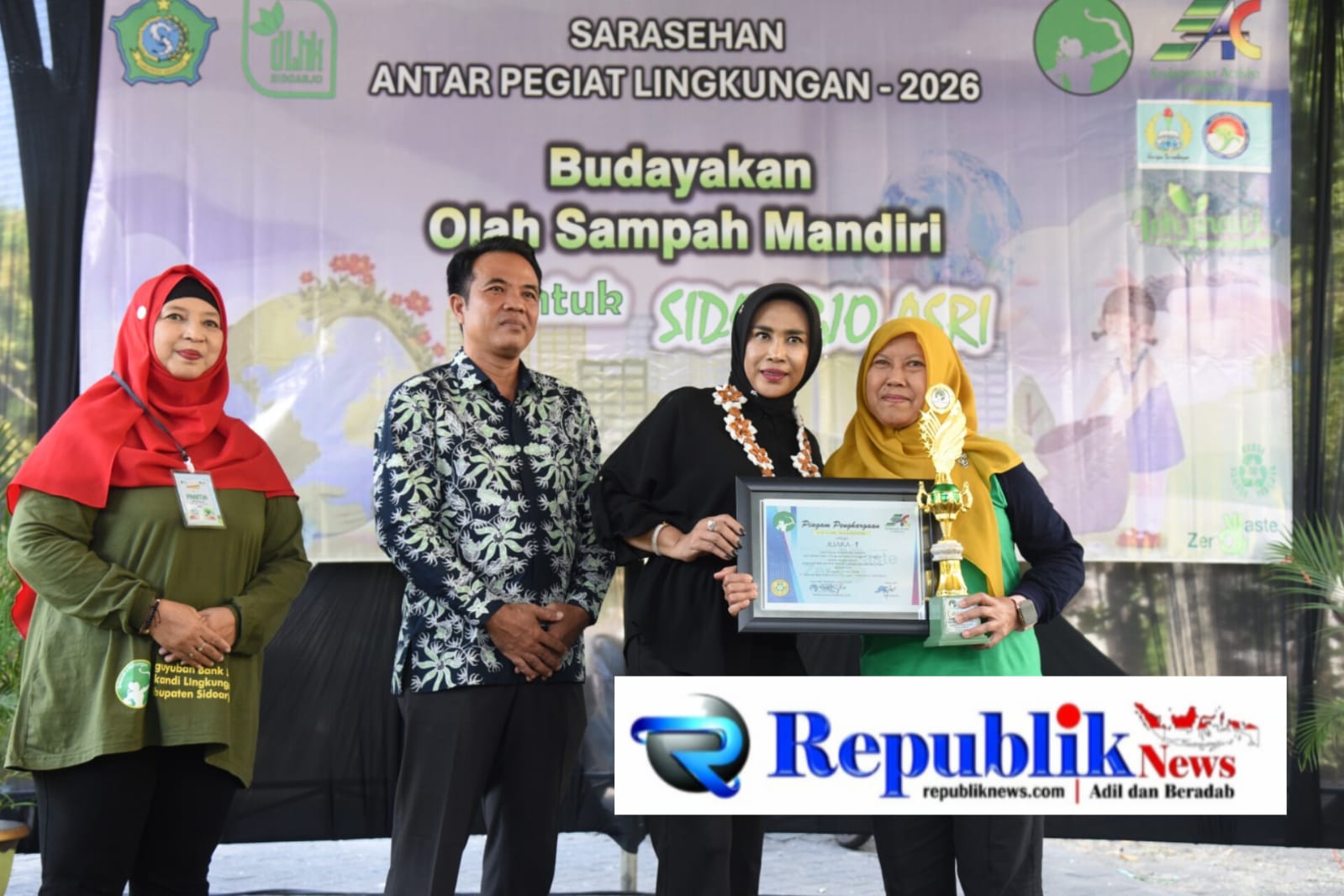 Foto : Wabup Sidoarjo,Hj Mimik Idayana apresiasi peran komunitas lingkungan.