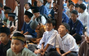 Pendopo Iman Hadirkan Kebahagiaan bagi 200 Anak Yatim, Ust. Umaier Khaz Ajak Masyarakat Tebar Kepedulian