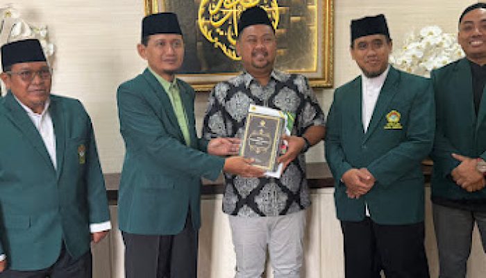 Ketua DPD LDII Gresik Audiensi dengan Bupati Gresik, Bahas Penguatan Ekonomi Syariah melalui Usaha Bersama