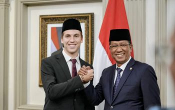 Luke Anthony Vickery Resmi WNI, Menkum: Berjuang Wujudkan Harapan Presiden dan Rakyat Indonesia Untuk Piala Dunia 2030
