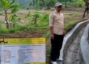 Kepala Desa Mekarmukti Dedi Darusalam Kawal Pembangunan P3-TGAI Demi Kualitas dan Manfaat bagi Petani