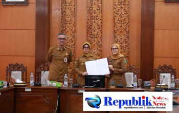 Foto : Pemkab Sidoarjo perkuat komitmen wujudkan lingkungan sehat ,verifikasi STBM 5 pilar digelar di 12 Desa .