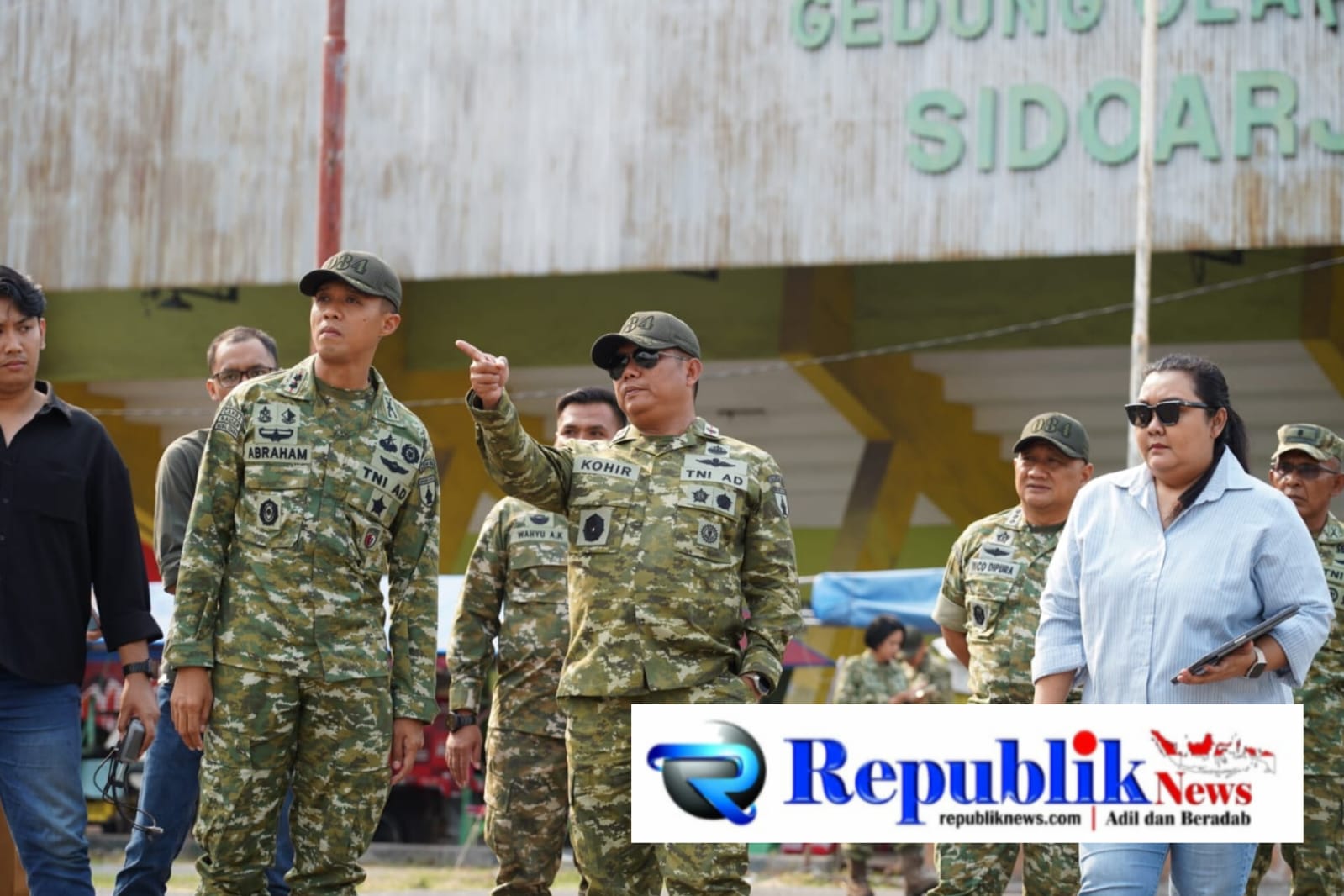 Foto : Danrem 084/BJ Brigjen TNI Kohir tinjau lokasi hiburan rakyat HUT ke-60 KOREM.