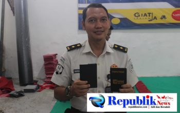 Foto : WBP lapas Sidoarjo,siap produksi cover Paspor