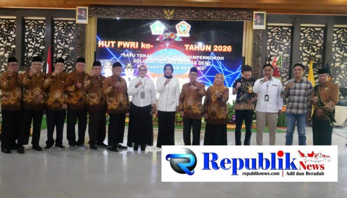 Wabup Mimik Ajak PWRI Terus Berkontribusi Bangun Sidoarjo di Usia ke-64