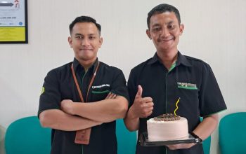 Bank Syariah Annisa Mukti Beri Kejutan Ulang Tahun ke Kontributor Media di Sidoarjo