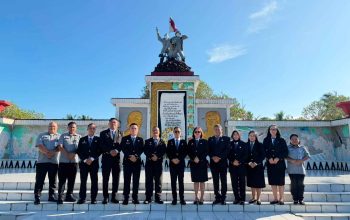 ‎Sambut Hari Pengayoman Ke-81, Kanwil Kemenkum Sulut dan Bapelkum Bitung Laksanakan Ziarah dan Tabur Bunga di TMP Kairagi ‎