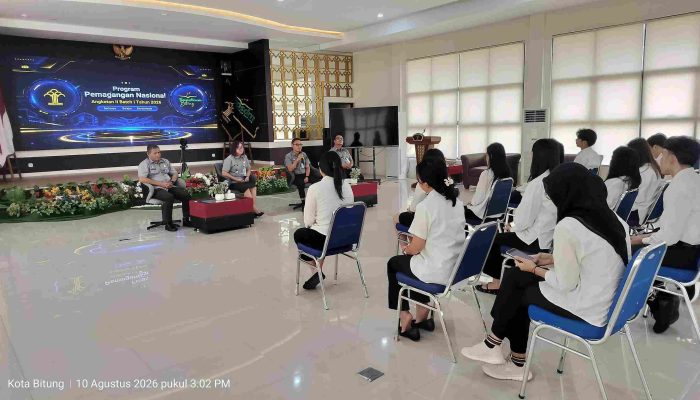 ‎Bangun Etos Kerja Sejak Dini, Kabapelkum Bitung Arahkan Peserta MagangHub