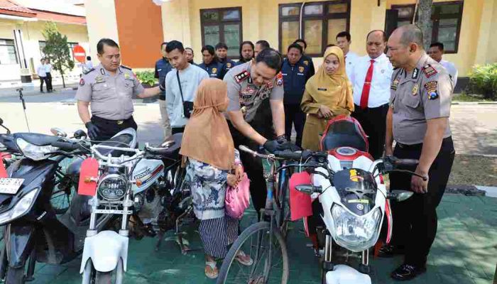 Polres Magetan Bongkar Dua Kasus Pencurian, Pelaku Dibekuk dalam Hitungan Hari
