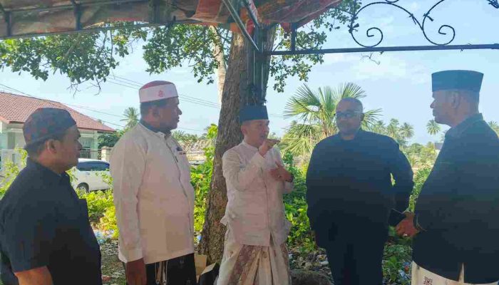 Sangat Luar Biasa Ketua YARA Aceh dan ulama Melayat ke Kediaman Rumah Duka Ibunda Tgk Muhammad Yunus di Aceh Timur