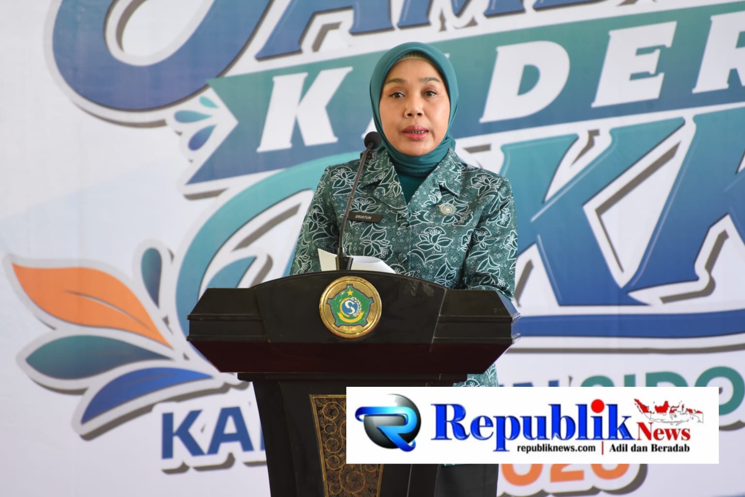 Foto : Ketua TP PKK kabupaten Sidoarjo,dr Sriatun dorong kader perkuat peran di tengah masyarakat.