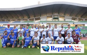 Bukan Sekadar Adu Skill, Bupati Subandi Ajak DPRD Sidoarjo Main Bola untuk Pererat Sinergi