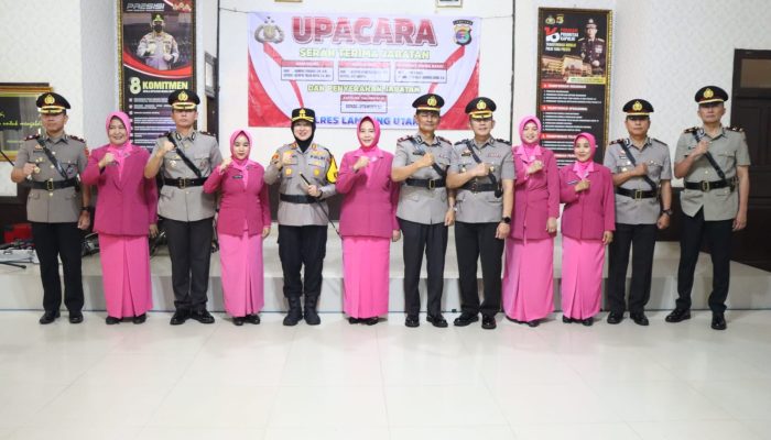 Kapolres Lampung Utara AKBP Raswidiati Anggraini, S.I.K. Pimpin Upcara Sertijab Wakapolres, Kabag Ops dan Kapolsek