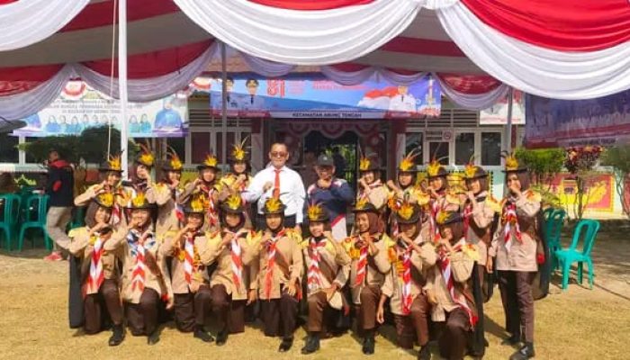 Camat Abung Tengah Kasim, S.E.M.M., Membuka Secara Resmi Lomba Ketrampilan Baris Berbaris (LKBB)