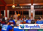 Foto : Polda Jatim bersama Polres Pasuruan pertemukan Bonek dan Aremania sepakat damai jaga kondusifitas.