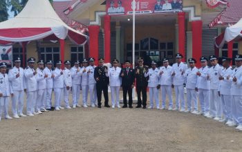 SUKSES TANPA HAMBATAN, KEKOMPAKAN WARNAI UPACARA HUT RI KE-81 DI IDI TUNONG