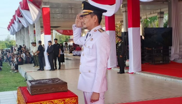 Wakil Bupati Aceh Timur Pimpin Upacara Penurunan Bendera HUT RI ke-81