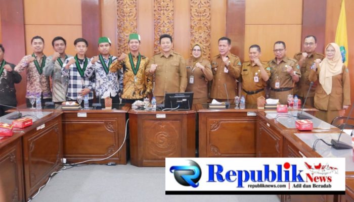 Temui Bupati Subandi, HMI Sidoarjo Nyatakan Dukung Pemberantasan Miras & Penanggulangan HIV/AIDS; Pelantikan 4 September Difasilitasi Pemkab