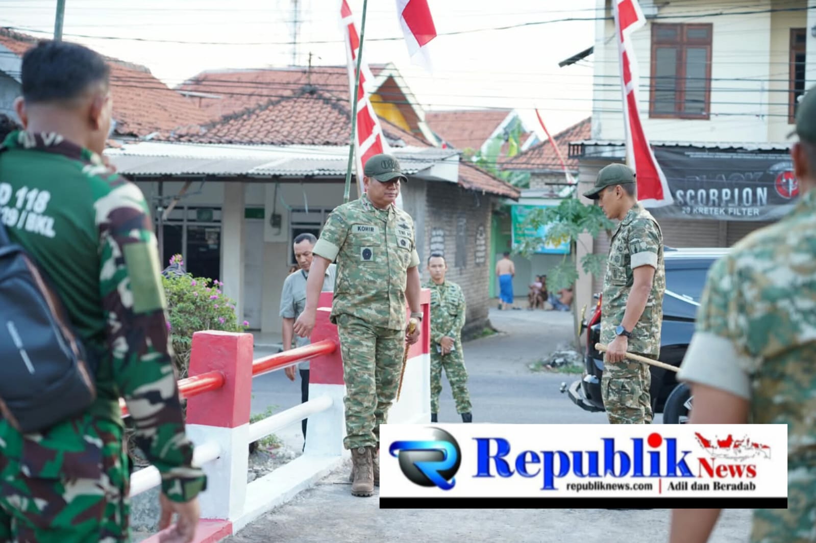 Foto : Danrem 084/BJ Brigjen TNI Kohir meninjau bakti TNI AD di Bangkalan.