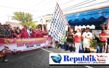 Foto : Wakil Bupati Sidoarjo,Hj Mimik idayana menghadiri acara karnaval HUT ke-81 di Jala Griya.