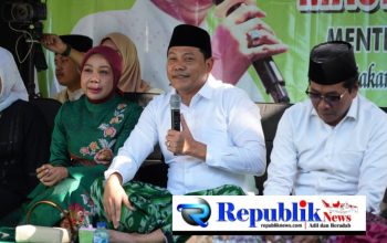 Hadiri Pengajian Maulid Bersama KH Anwar Zahid, Bupati Subandi: Mari Doakan Sidoarjo Makin Maju, Sejahtera, dan Penuh Berkah