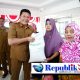 Bupati Subandi Salurkan Bantuan Pangan Beras Juli-September kepada 775 Penerima di Sedati