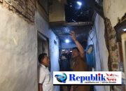 Foto : Bupati Sidoarjo,H.Subandi sidak 3 RTLH di Sedati.