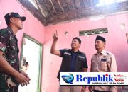 Foto : Bupati Subandi datangi RTLH di Tarik