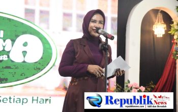 Wabup Mimik Hadiri Pengajian Akbar dan Doa Bersama Maulid Nabi di Kletek, Ajak Warga Guyub dan Rukun