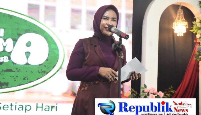 Wabup Mimik Hadiri Pengajian Akbar dan Doa Bersama Maulid Nabi di Kletek, Ajak Warga Guyub dan Rukun