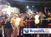 Foto : Wabup Sidoarjo resmikan Gapura Megah Desa Jogosatru.