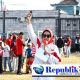 Semarak HUT ke-81 RI, Wabup Mimik Idayana Buka Rangkaian Jalan Sehat dan Karnaval di Sejumlah Wilayah Sidoarjo