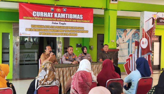 Kasat Binmas Polresta Sidoarjo Ajak Warga Ketajen Peduli Kamtibmas dan Berani Laporkan Kekerasan