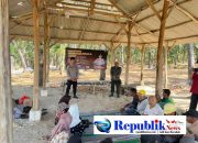 Foto : Antisipasi Karhutla,Polres Gresik gencarkan sosialisasi di Hutan Panceng.