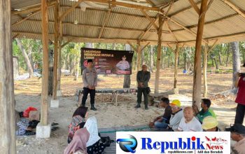 Foto : Antisipasi Karhutla,Polres Gresik gencarkan sosialisasi di Hutan Panceng.